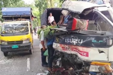 মাদারীপুরে সড়ক দুর্ঘটনায় নিহত ১, আহত ৪