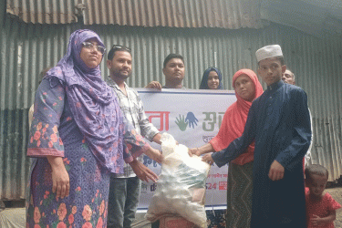 কালকিনিতে অসহায় বিধবার পাশে বসুন্ধরা শুভসংঘ