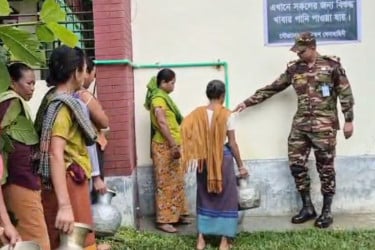 দুর্গম পাহাড়ি এলাকায় সেনাবাহিনীর পানির প্রকল্প, সুবিধা পেল শতাধিক পরিবার