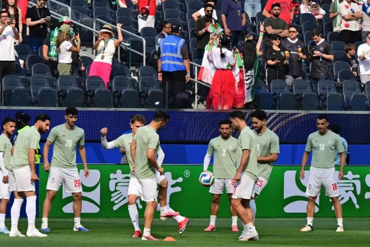 ম্যাচ শেষেই যুক্তরাষ্ট্র ছাড়ার নির্দেশ, ইরানের কোচ ও অধিনায়কের ক্ষোভ