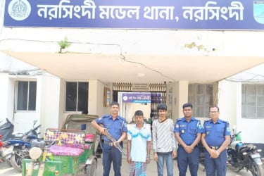 নরসিংদীতে অটোরিকশাচালক হত্যার ঘটনায় দুই আসামি গ্রেপ্তার