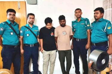 টঙ্গীতে সাড়ে দশ হাজার ইয়াবাসহ দুই কারবারি গ্রেফতার