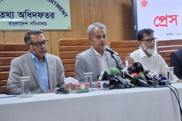 রেল যোগাযোগের আওতায় আসছে আরও ১০ জেলা: রেলমন্ত্রী
