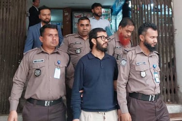 দুর্নীতি মামলায় পিএসসির সাবেক গাড়িচালক আবেদপুত্র সিয়ামের বিচার শুরু