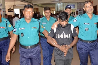 চট্টগ্রামে শিশুধর্ষণ মামলায় ২৬ দিনে রায়, আসামি মনিরের যাবজ্জীবন