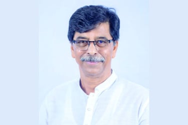 মৌলিক গবেষণায় আত্মনিয়োগ করতে হবে