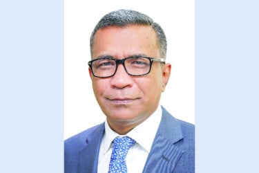 রিয়াদ মাহমুদ চৌধুরী স্ট্যান্ডার্ড ইসলামী ব্যাংকের এমডি