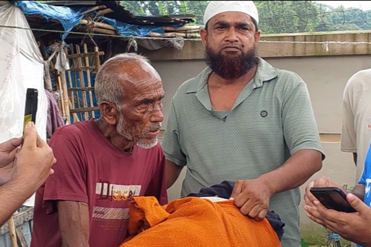 সন্তানরা খোঁজ নেন না, বৃদ্ধাশ্রমে ঠাঁই হলো ঝুপড়িতে থাকা সেই বৃদ্ধের
