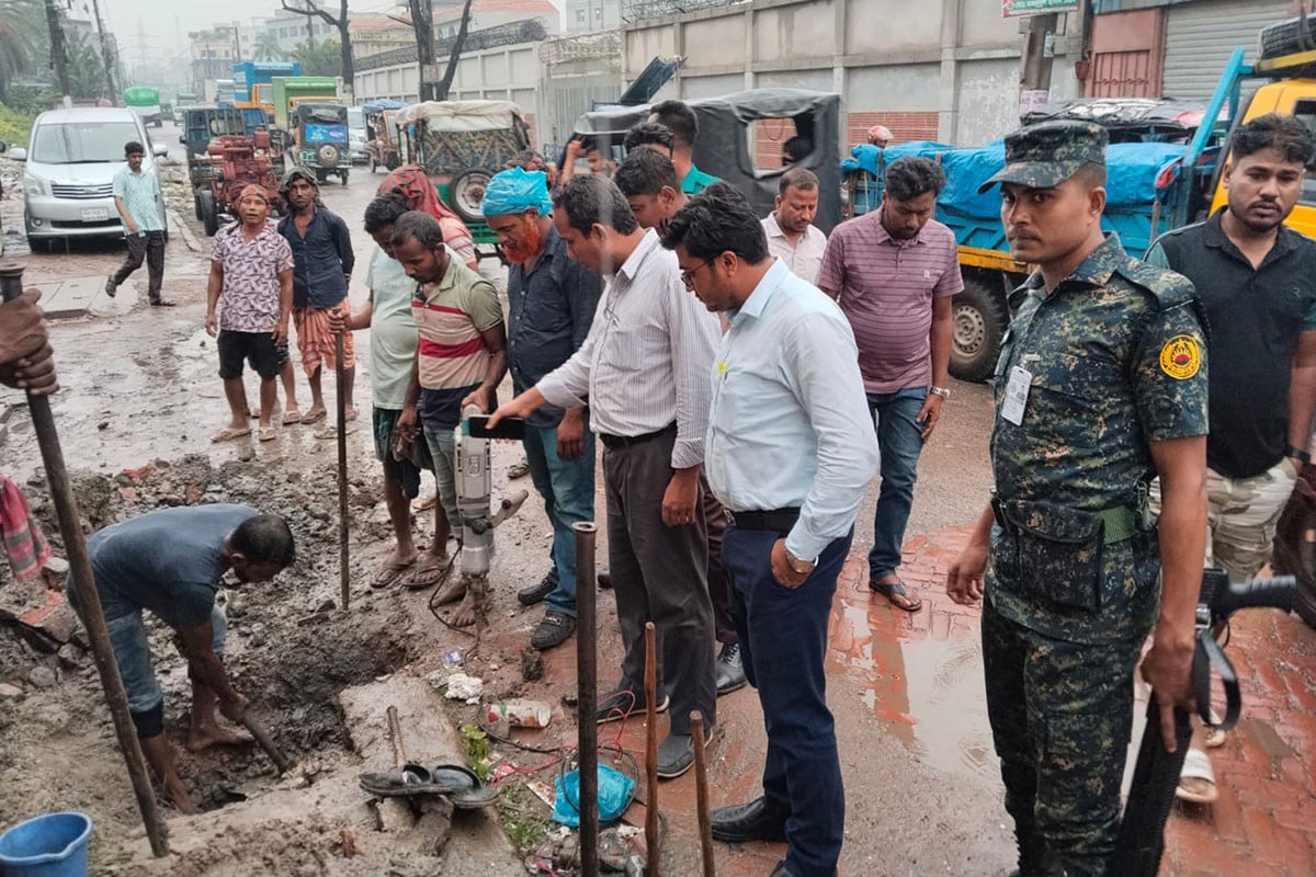 টঙ্গীতে অবৈধ গ্যাস সংযোগ বিচ্ছিন্ন, কারখানাকে জরিমানা