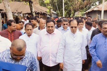 দ্রুত চার্জশিট দিয়ে নন্দিনী হত্যার বিচার করা হবে: ত্রাণমন্ত্রী