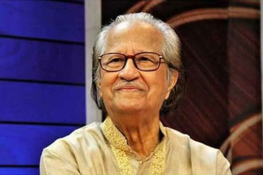 মুস্তাফা মনোয়ার আইসিইউতে