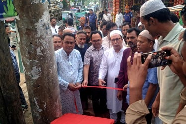 বুড়িচং বারেশ্বর চৌমুহনী সড়কের সংস্কার কাজের উদ্বোধন