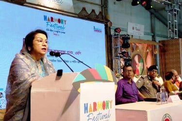‘টেকশই পর্যটন বিকাশে সরকার কমিউনিটি বেইজড ট্যুরিজমে গুরুত্ব দিচ্ছে’