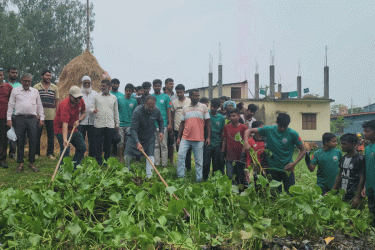 জয়পুরহাটে খাল পরিষ্কার-পরিচ্ছন্নতা অভিযান