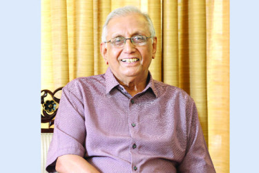 সাদেক ভাই ছিলেন আমার আদর্শ