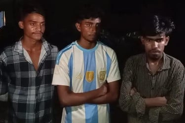 আশুলিয়ায় কিশোরীকে ডেকে নিয়ে গণধর্ষণের অভিযোগ, তিন যুবক গ্রেফতার