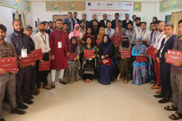 ইউসিবির আয়োজনে মাসব্যাপী উদ্যোক্তা উন্নয়ন প্রশিক্ষণ কর্মসূচি