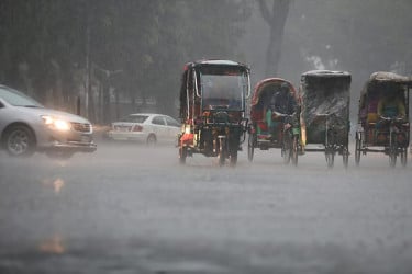রাজধানীতে দুই ঘণ্টায় ৫৪ মিলিমিটার বৃষ্টি