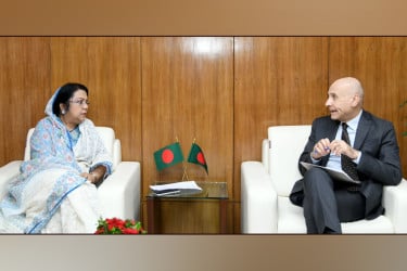 বিমানমন্ত্রীর সঙ্গে ইতালির রাষ্ট্রদূতের সাক্ষাৎ