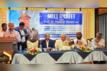 ফেনীতে প্রফেসর ড. হাসানাত হুসাইনকে সংবর্ধনা