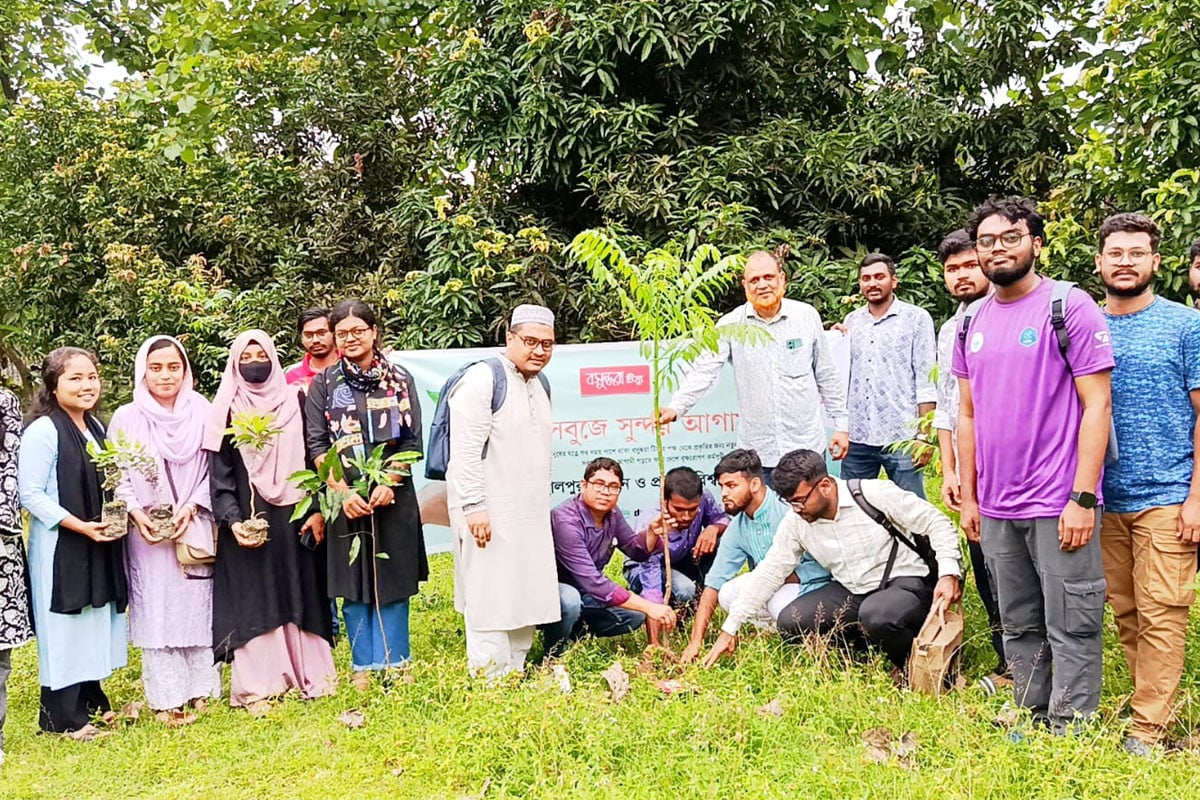 বসুন্ধরা টিস্যু ও শুভসংঘের যৌথ উদ্যোগ জাবিপ্রবি ক্যাম্পাসে বৃক্ষরোপণ কর্মসূচি