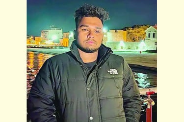 বাসে পরিচয়, পাঁচ দিন পর খুন