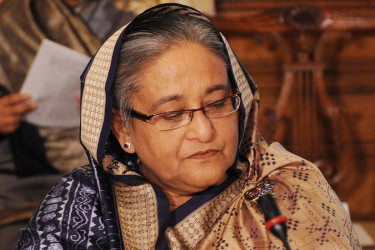 হাসিনাসহ ১০ জনের নামে ইন্টারপোলে রেড নোটিশ জারি করতে দুদকের আবেদন