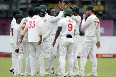 বাংলাদেশের বিপক্ষে জিম্বাবুয়ের টেস্ট দল ঘোষণা