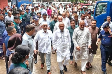সুরঞ্জিত হত্যাচেষ্টা মামলা : আরিফ, গৌছ ও বাবর খালাস