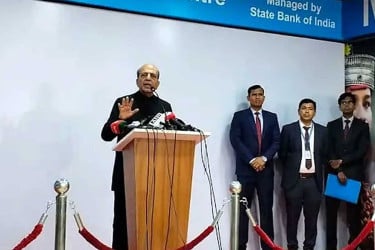 রবিবার থেকে ভারতের ট্যুরিস্ট ভিসা চালু হচ্ছে : হাইকমিশনার
