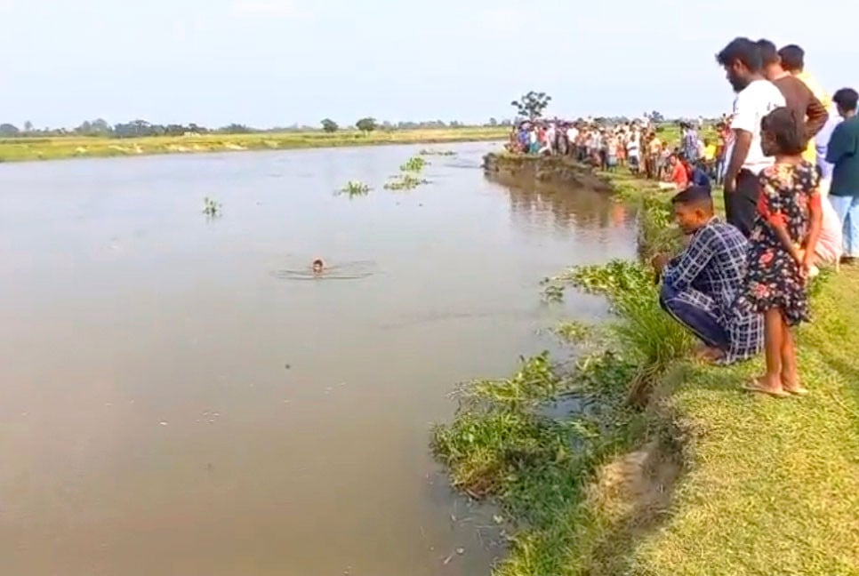 টাঙ্গন নদীতে ডুবে শিশুর মৃত্যু, নিখোঁজ এসএসসি পরীক্ষার্থী