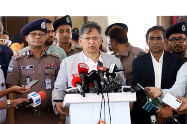 সীমান্তে একজনকেও অবৈধভাবে পুশ-ইন হতে দেওয়া হয়নি: স্বরাষ্ট্রমন্ত্রী
