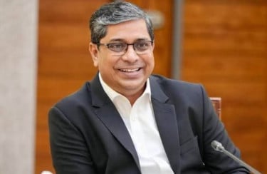 দেশকে সিঙ্গাপুর বানাতে চাই না, বাসযোগ্য করতে চাই : প্রতিমন্ত্রী শাহে আলম