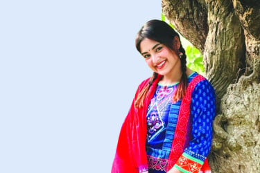 তটিনীর প্রেম-বিয়ে...