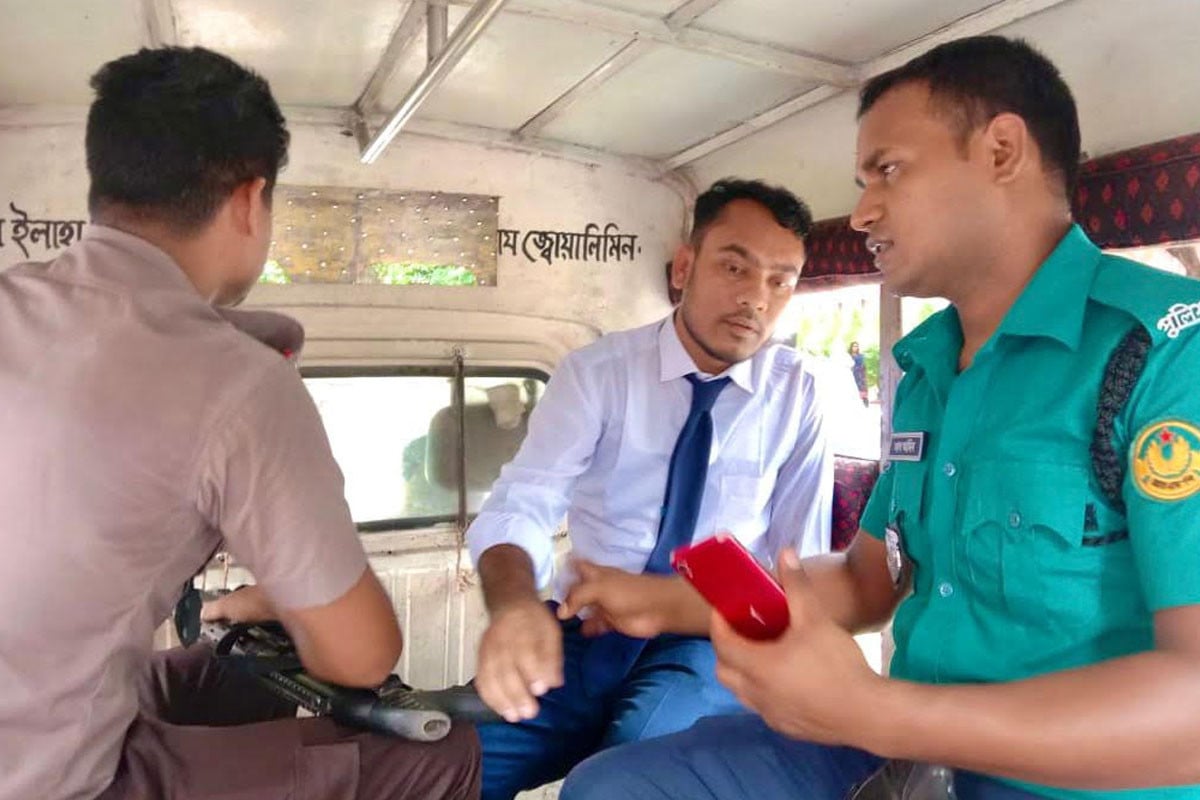 ভাইভা পরীক্ষা দিতে এসে সাবেক ছাত্রলীগ নেতা গ্রেফতার