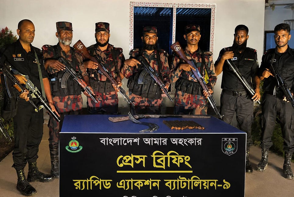 সিলেটে অস্ত্র ও বিস্ফোরক উদ্ধার
