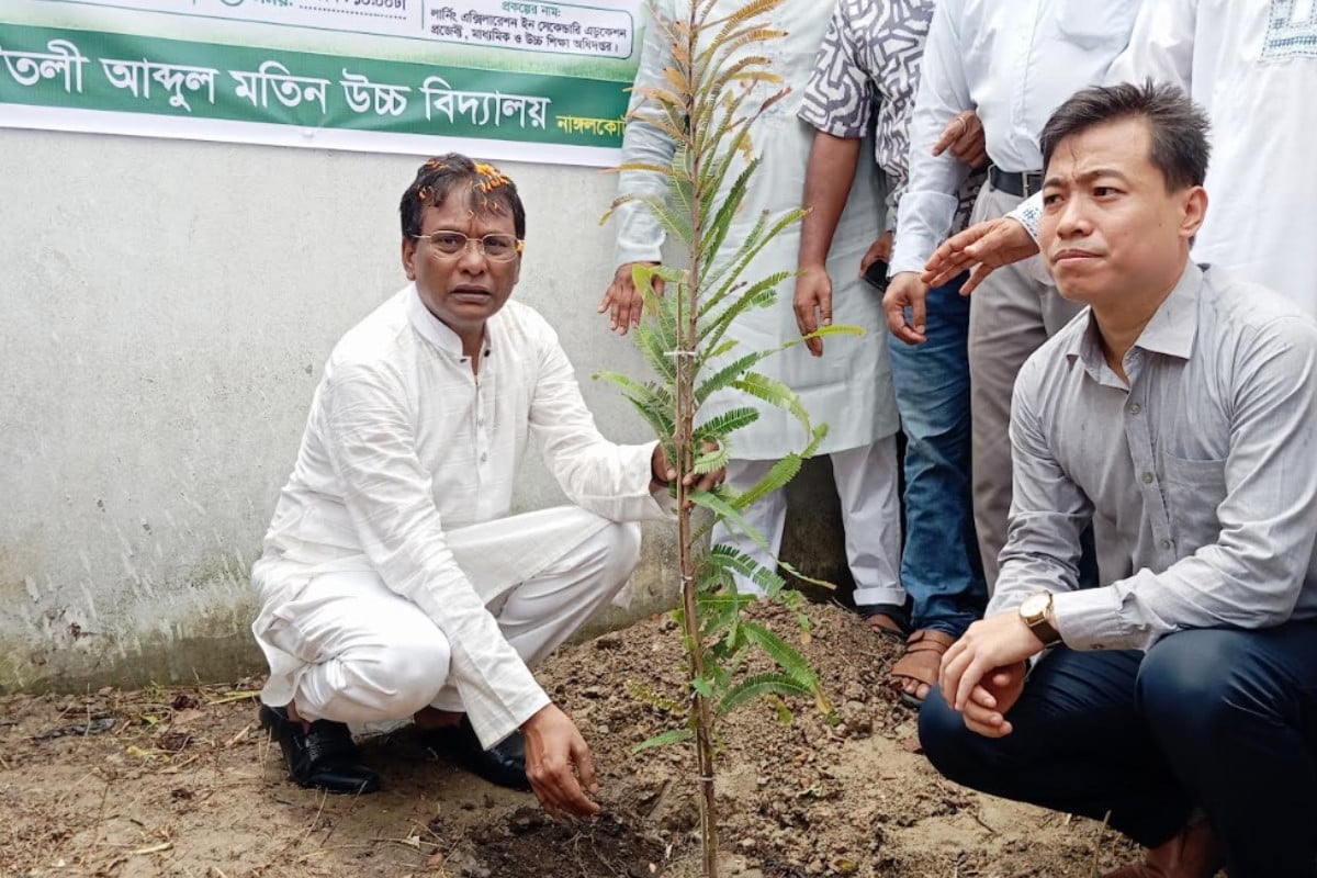 কুমিল্লা-১০ আসনে এক লক্ষ বৃক্ষরোপণ কর্মসূচির উদ্বোধন