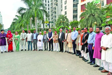 রূপায়ণ সিটি উত্তরা পরিদর্শন করেছেন রিহ্যাব নেতারা