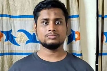 হাসনাত আবদুল্লাহ : সাদা সাদা, কালা কালা