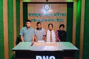 দূরপাল্লার বাসে তল্লাশি, যাত্রাবাড়ীতে ৮ হাজার ইয়াবাসহ গ্রেফতার ৪