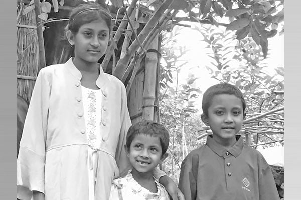 ফেসবুক পোস্টে ভাগ্যবদল