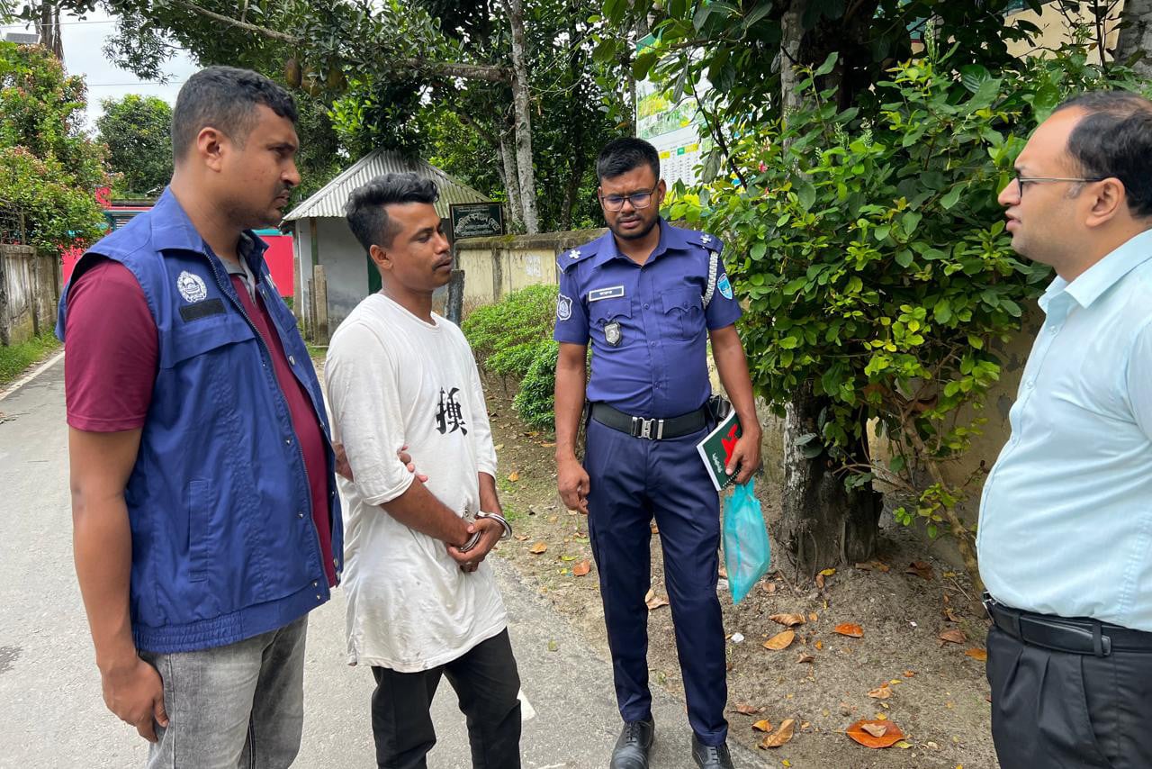 বাবা-মায়ের অভিযোগের পর ভ্রাম্যমাণ আদালতে মাদকাসক্ত ছেলের কারাদণ্ড