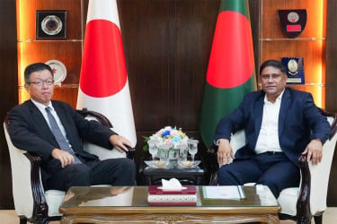 প্রধানমন্ত্রীর প্রতিরক্ষা উপদেষ্টার সঙ্গে জাপানের রাষ্ট্রদূতের সৌজন্য সাক্ষাৎ
