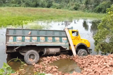 কসবায় ইটবোঝাই ট্রাক খাদে পড়ে দুজন নিহত