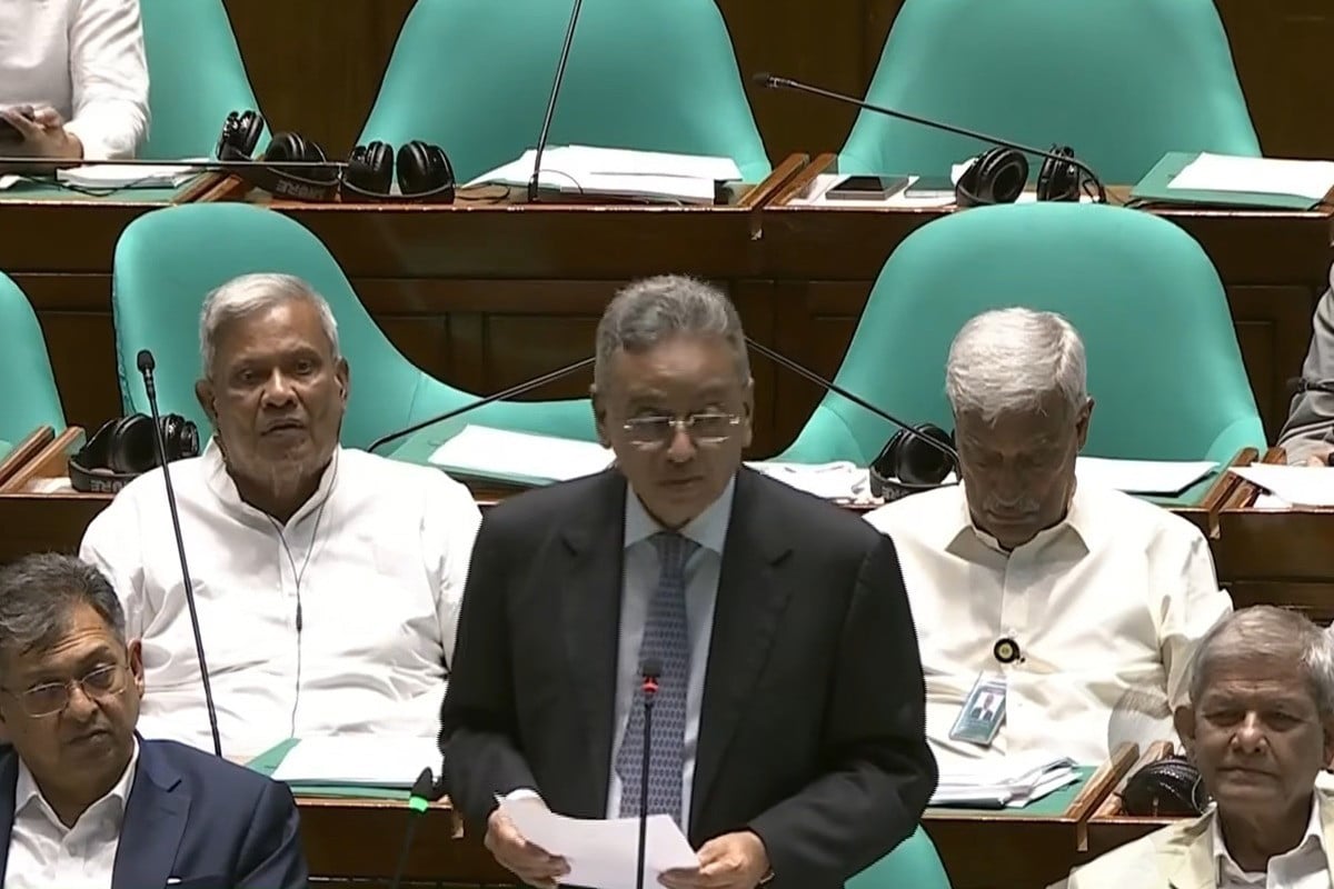পুরোনো মালিকদের ব্যাংকে ফেরার ধারা বাতিলের ঘোষণা
