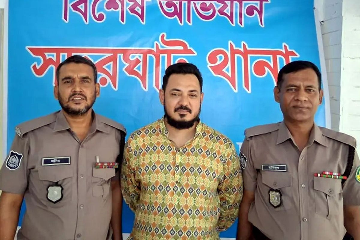নিষিদ্ধ ছাত্রলীগের সাবেক সহসভাপতি গ্রেফতার