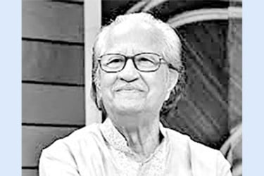 কত কী শিখিয়ে গেলেন মুস্তাফা মনোয়ার