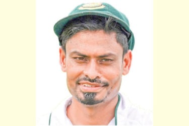 এবার ইনিংসে তাইজুলের সাত উইকেট