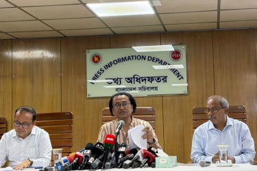 তিস্তা মহাপরিকল্পনায় অন্য দেশের কনসার্নের সুযোগ নেই : তথ্য উপদেষ্টা