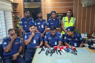স্বামীর পরিচিত থেকে বাসায় নিয়মিত যাতায়াত, সুগারবিহীন চা পান করতেন খুনি